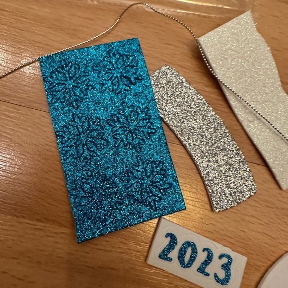 Customizable snow globe kit from hobby lobby - Picture 2 of 6